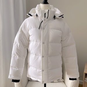 Aritzia Superpuff White